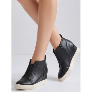 WANTED woman's black booties ankle boots side zip perforated wedge shoe size 10